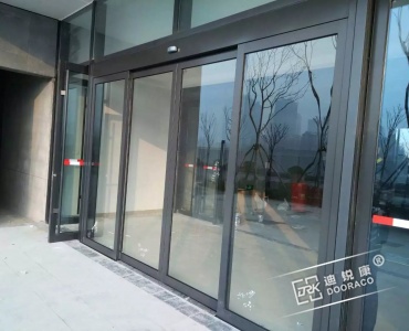 自动门