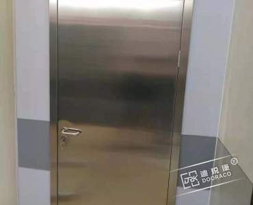 钢制门