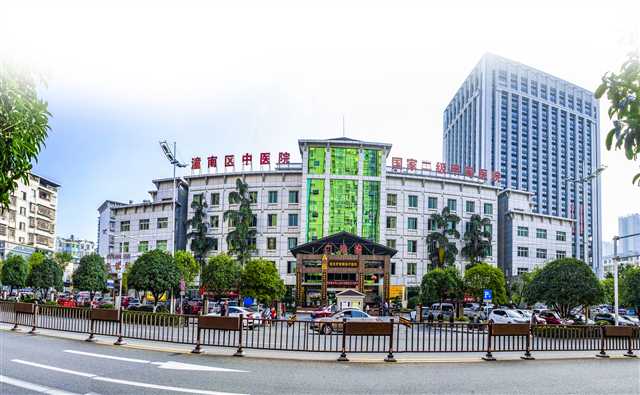 2020年重庆潼南区中医院ICU自动门及玻璃自动门安装工程