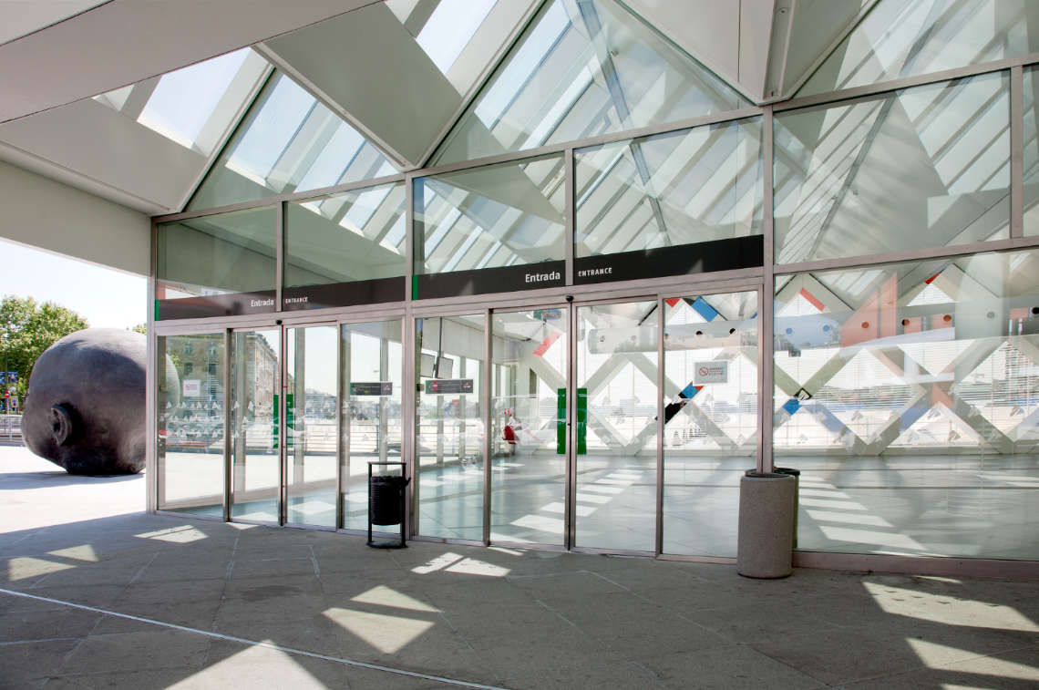 电动感应玻璃门自动平移门原理